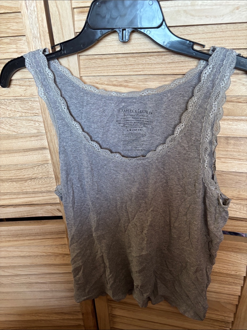 Faded Glory Lace-Trim Scoop Neck Tank Top in Gray Large